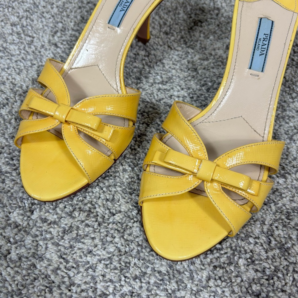 Prada Yellow Saffiano Leather Bow Detail Kitten Heels Size 37 - Picture 3 of 11